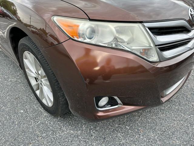 2013 toyota venza le
