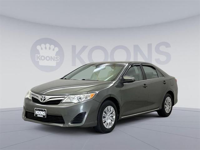 2014 toyota camry le