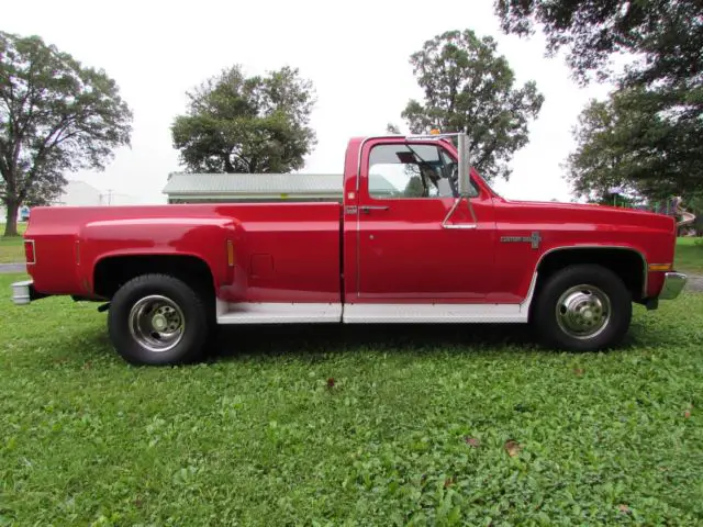 1982 chevrolet custom deluxe 30 * camper special * dually * low miles * a/c
