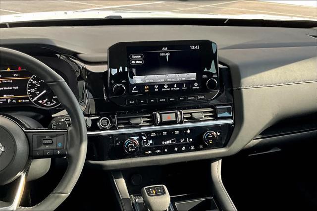 2024 nissan pathfinder sl fwd