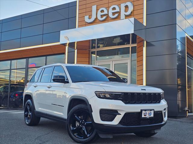 2023 jeep grand cherokee altitude