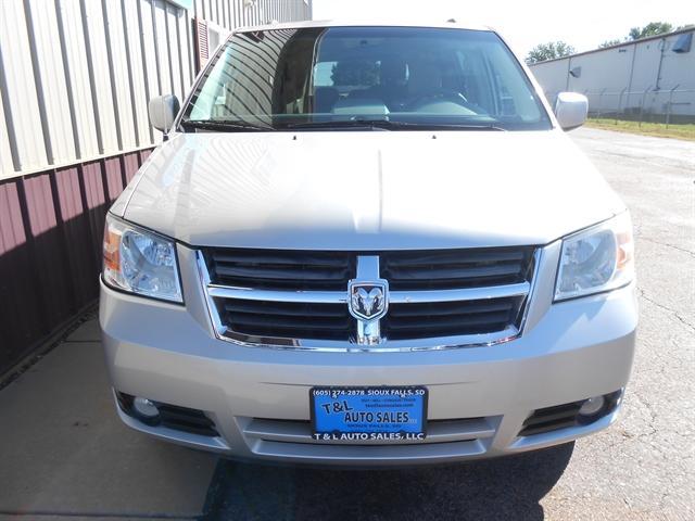 2010 dodge grand caravan sxt