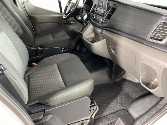 2023 ford transit-150 base