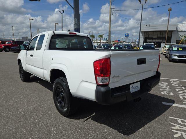 2017 toyota tacoma sr