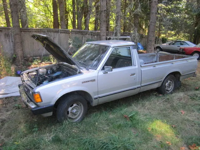 datsun diesel truck 2.2 1981 5 speed manual long bed