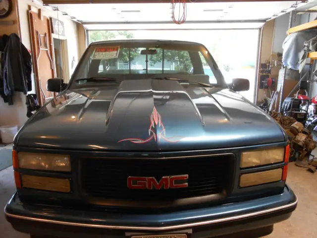 1990 gmc short box next to new condition