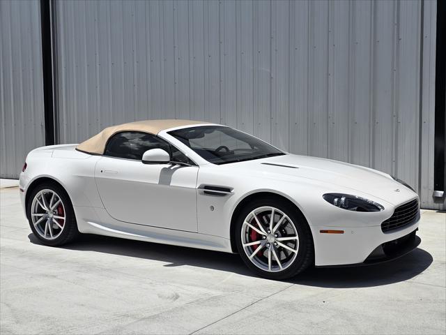 2012 aston martin v8 vantage base