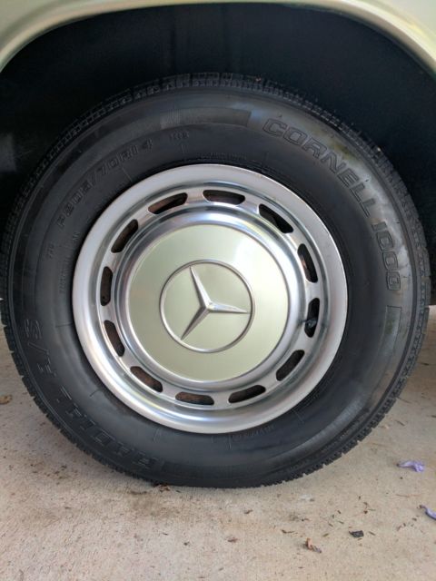 1969 green mercedes 230 "stroke 8" six cylinder strich acht w114
