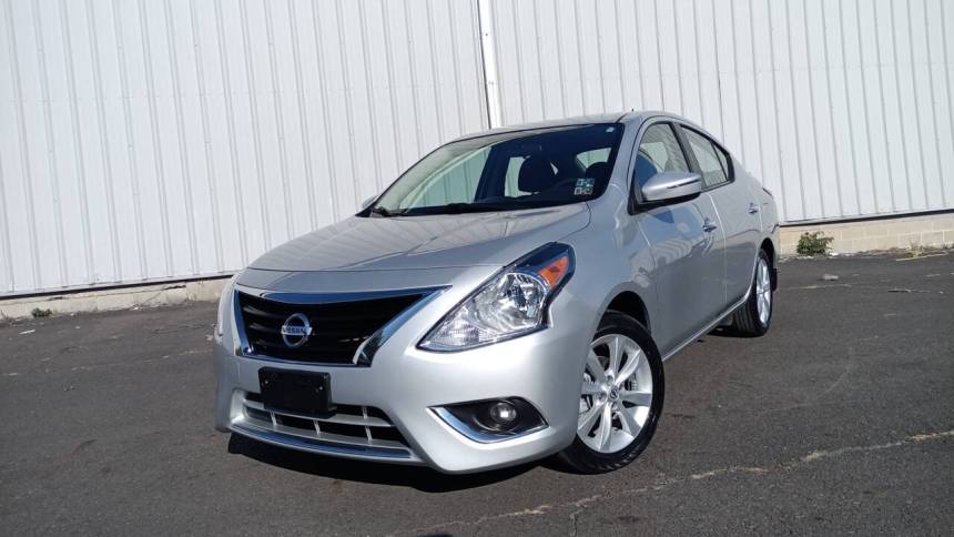 2015 nissan versa