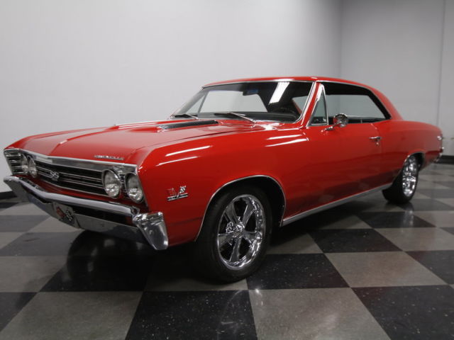 very nice, 454 v8, th400 auto, a/c, front pwr discs, pwr steer, good paint bod!