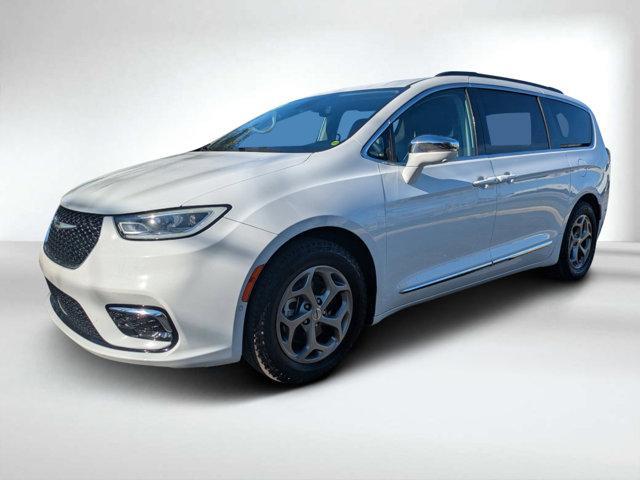 2022 chrysler pacifica limited