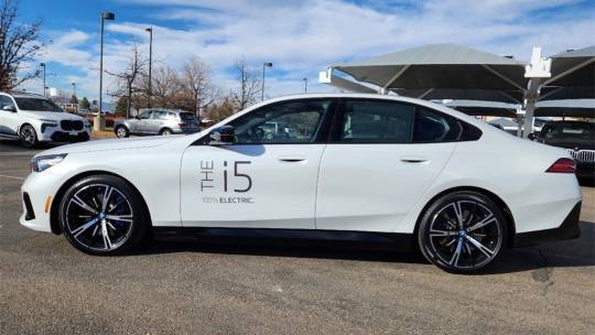 2024 BMW i5