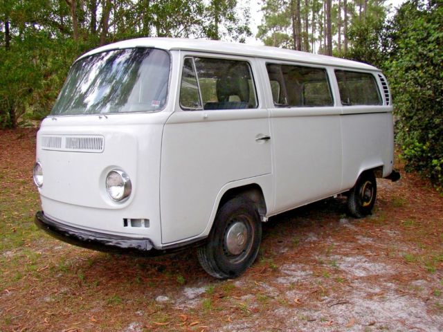 1971 volkswagen type 2 bus window van transporter