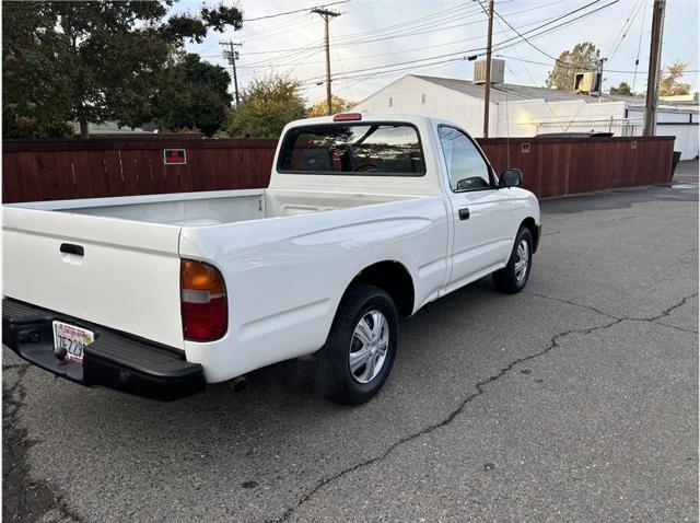 1996 toyota tacoma base