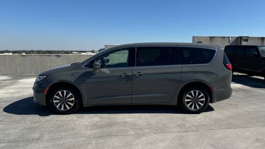 2022 Chrysler Pacifica