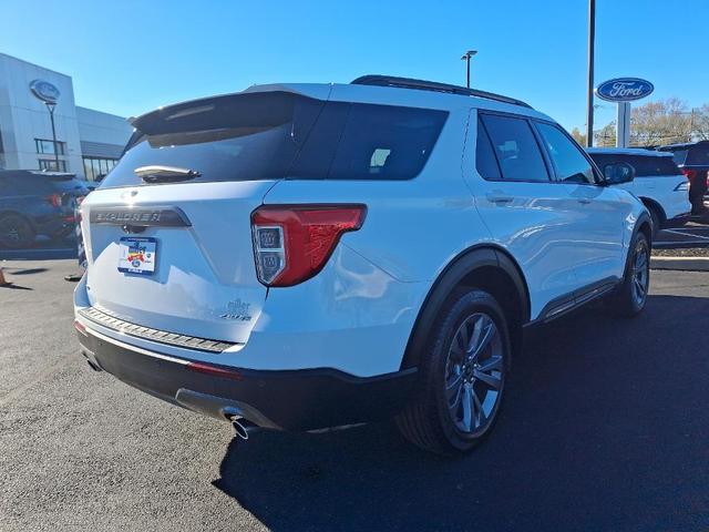 2021 ford explorer xlt