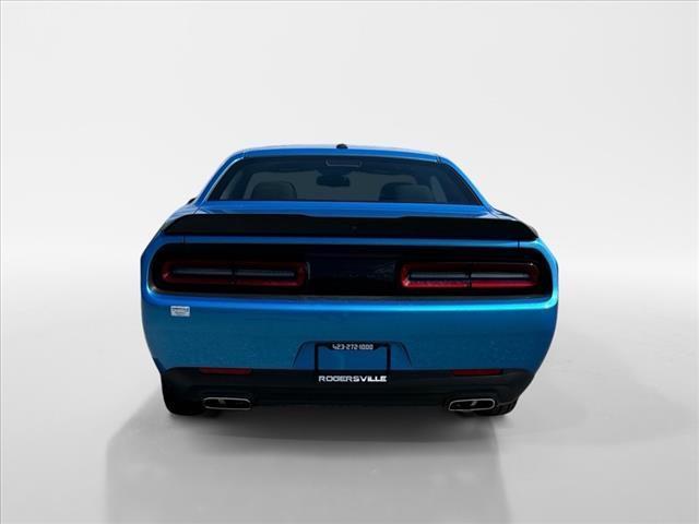 2023 dodge challenger sxt