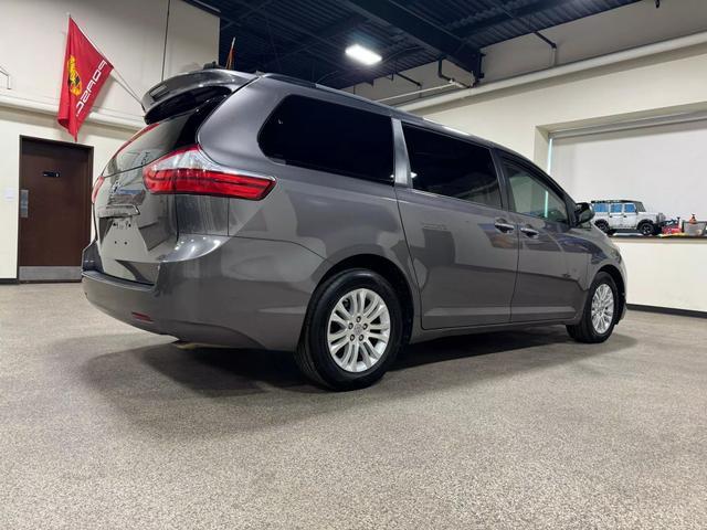 2015 toyota sienna xle