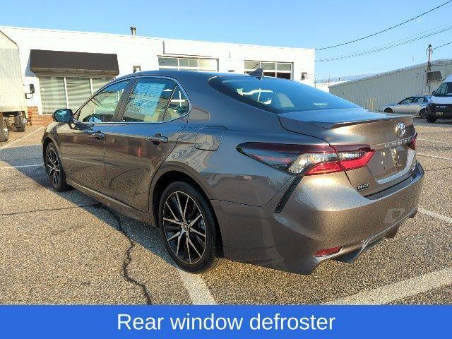 2024 toyota camry se
