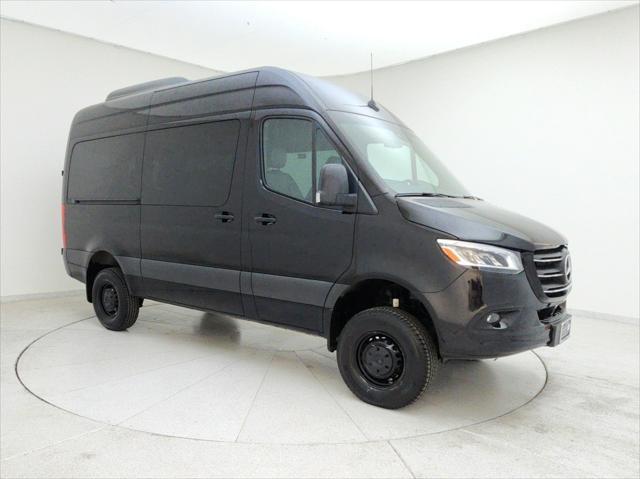 2024 mercedes-benz sprinter 2500 standard roof