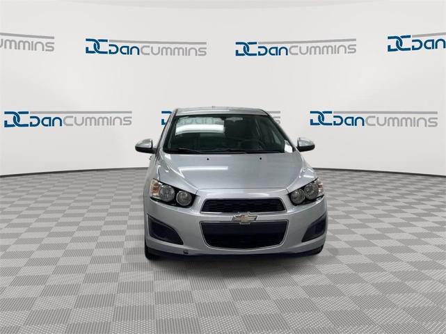 2015 chevrolet sonic lt