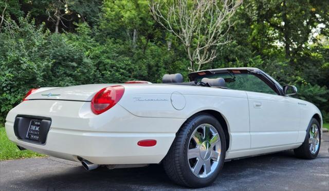 2002 ford thunderbird deluxe
