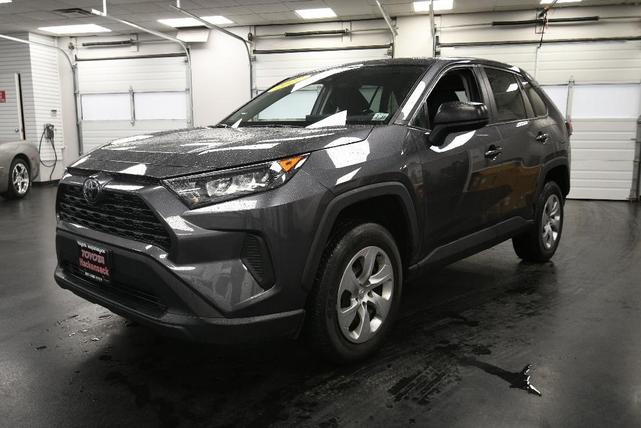 2022 toyota rav4 le