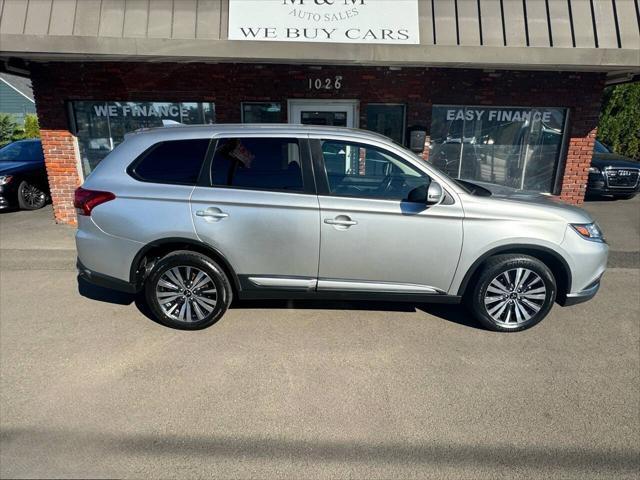 2019 mitsubishi outlander se
