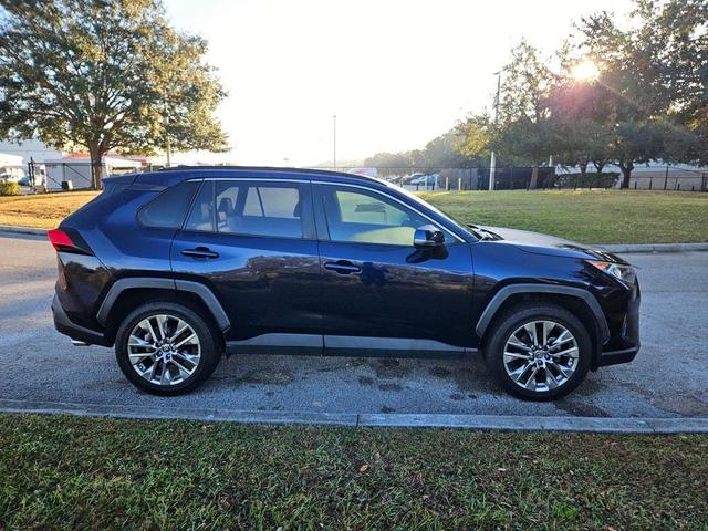 2019 toyota rav4 xle premium
