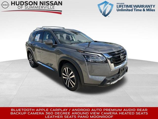 2023 nissan pathfinder platinum