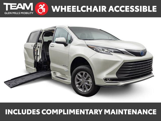 2024 toyota sienna xle