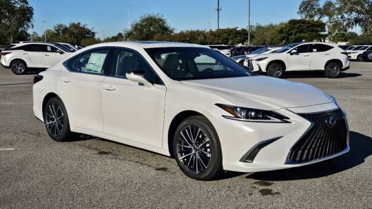 2025 Lexus ES