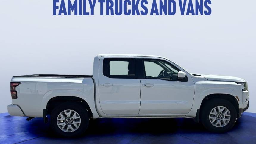 2023 nissan frontier sv