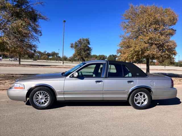 2005 mercury grand marquis gs