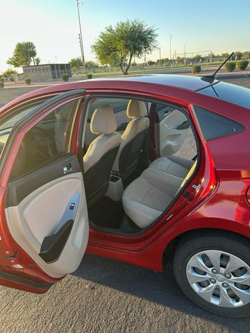 2017 hyundai accent se