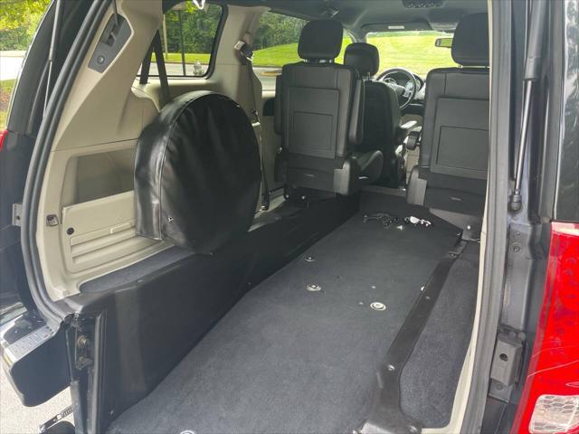 2017 dodge grand caravan sxt