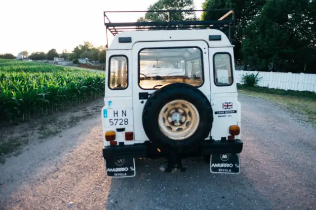 land rover defender 110 santana