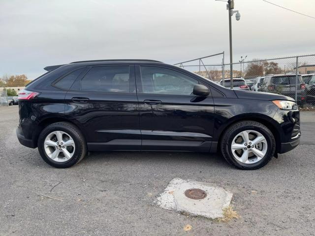 2020 ford edge se