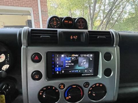 2014 toyota fj cruiser base