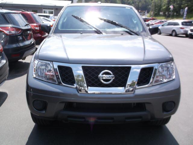 2016 nissan frontier s 4x4 s 4dr crew cab 5 ft. sb pickup 5a for sale in johnsbury, vermont