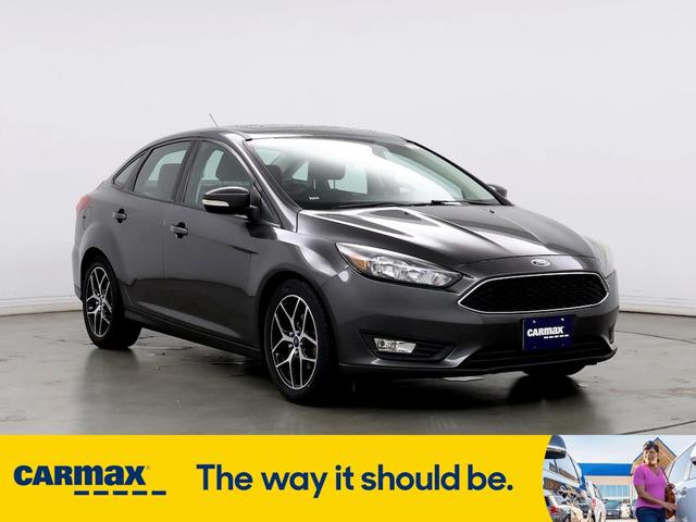 2017 ford focus sel