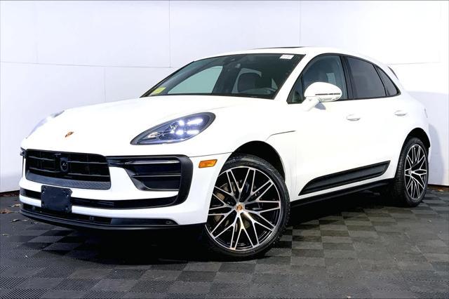 2024 porsche macan base