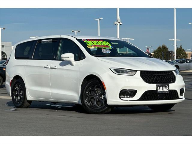 2022 chrysler pacifica hybrid touring l
