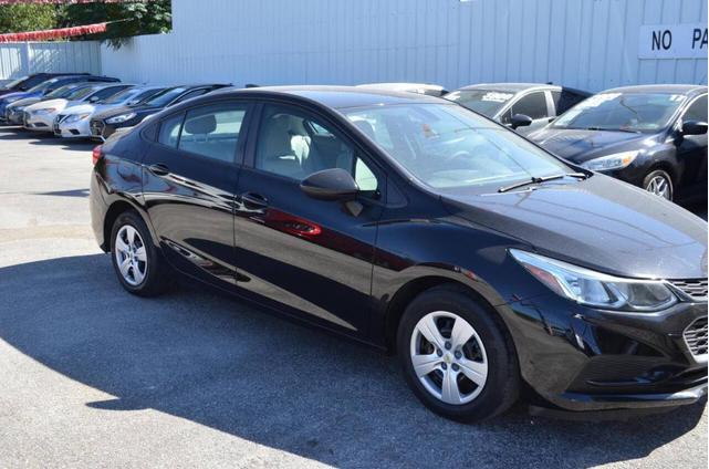 2018 chevrolet cruze ls