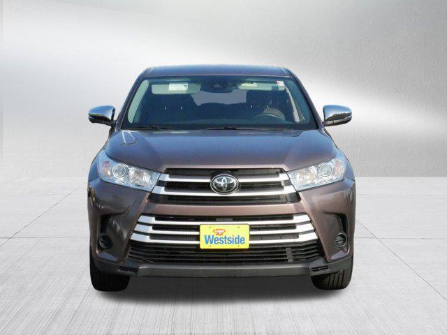 2018 toyota highlander le plus