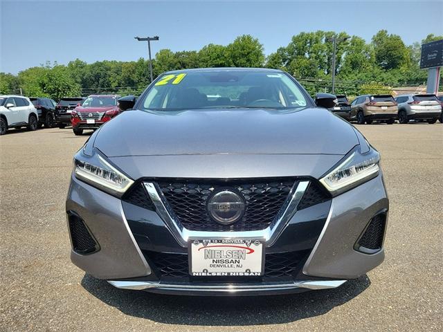 2021 nissan maxima 3.5 sv