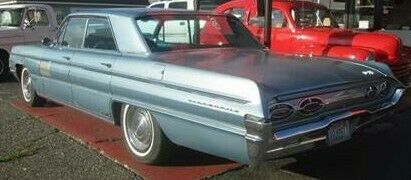 1962 oldsmobile ninety-eight holiday sport sedan
