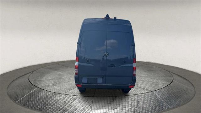 2018 mercedes-benz sprinter 2500 standard roof