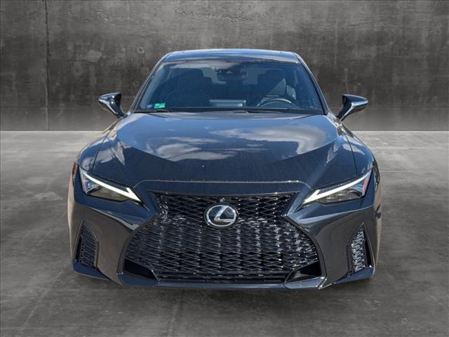 2022 lexus is 350 base