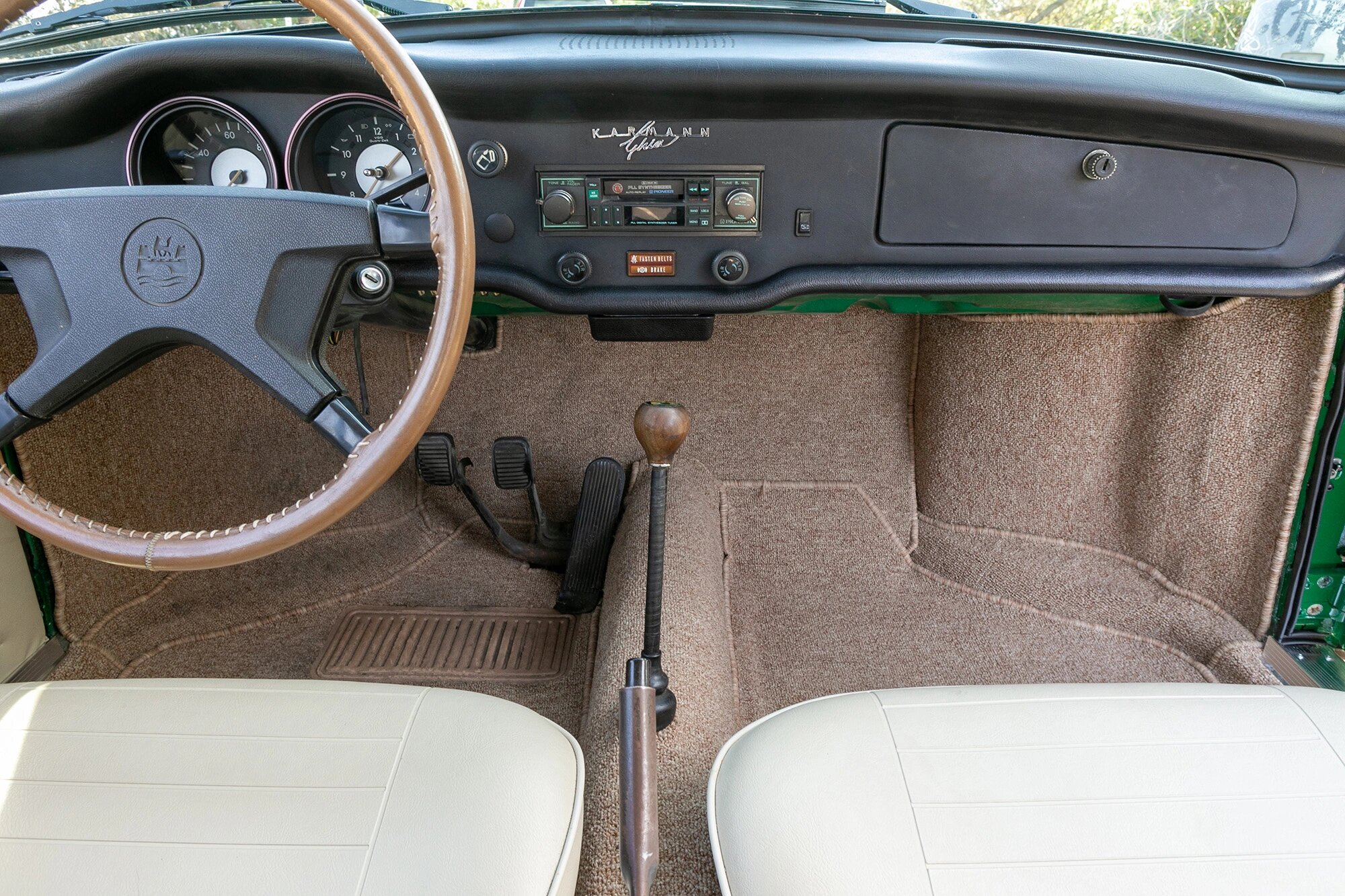 volkswagen karmann ghia